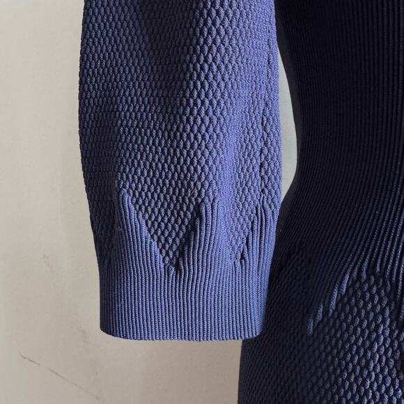 ALAÏA Navy Fitted Mini Dress with Zig-zag Waist and Pleated Skirt - Picture 9 of 13